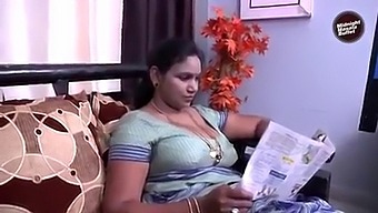 Huge Booty Mature Woman Gets Naughty