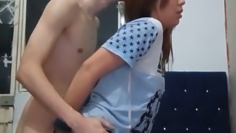 Aroused Colombian Stepsister Provocatively Kisses Me, Igniting A Passionate Encounter